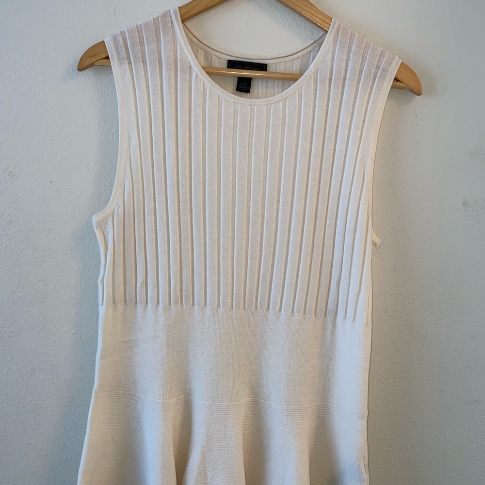 Saks Fifth Avenue sweater. Size L